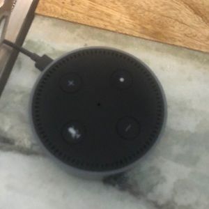 Amazon Alexa echo dot